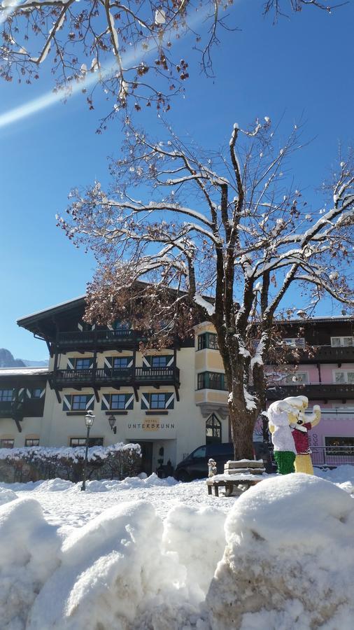 Hotel Unterbrunn Apartments & Gaestehaus Neukirchen am Großvenediger Exterior photo